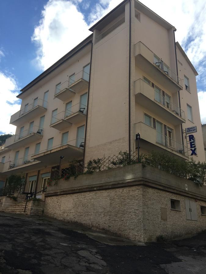 Hotel Rex Chianciano Terme Exterior photo